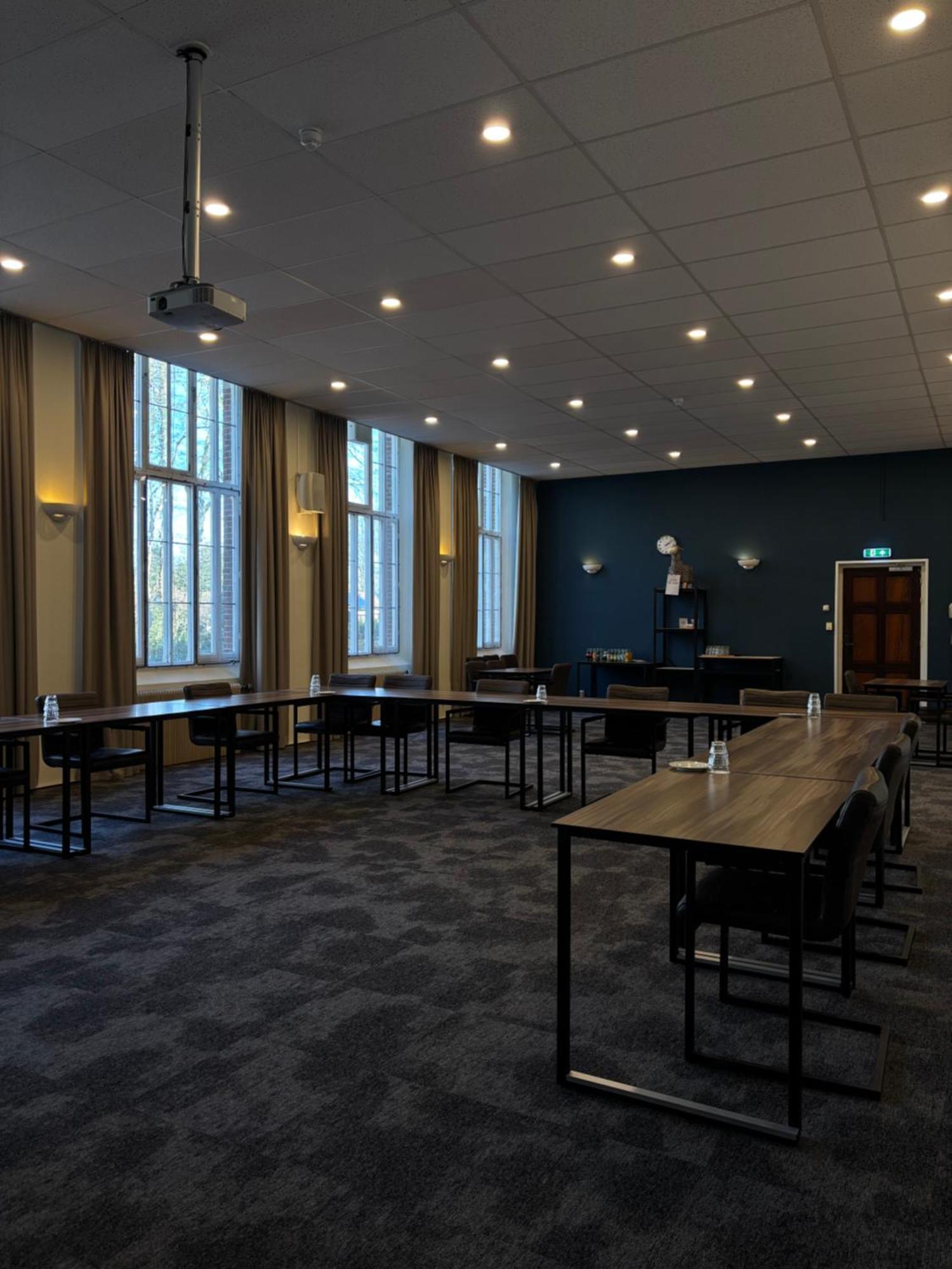 Bovendonk Business- & Eventlocatie Hoeven Exterior photo